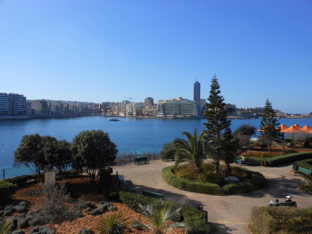 La Rive Apartment Sliema Exteriör bild