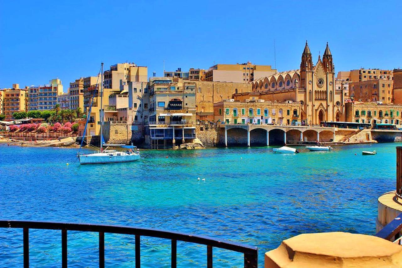 La Rive Apartment Sliema Exteriör bild